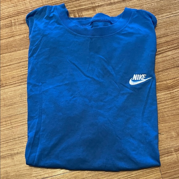 Nike Royal Blue Tee with White Logo, Men’s Size XL - Great Condition!! - Picture 1 of 2